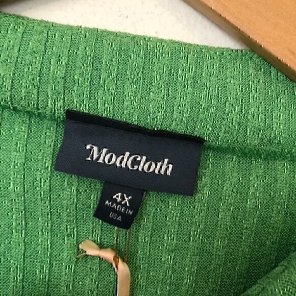 NEW NWT MODCLOTH Plus Size Casual Truth Mock Neck Top Solid Green Long Sleeve 4X - Picture 6 of 12